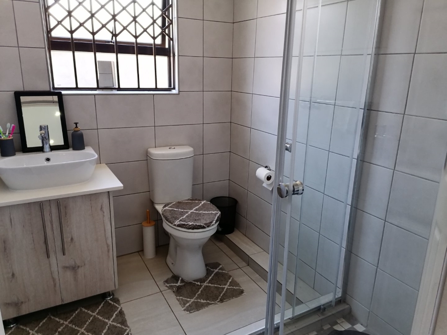 To Let 3 Bedroom Property for Rent in Bloemspruit Free State